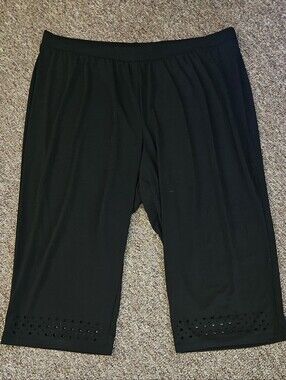 CJ Banks Black Capri Pants with Eyelet Hem